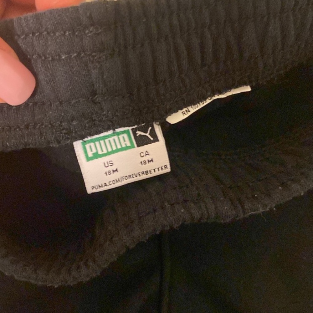 Kids puma zip up hoodie and joggers set - Picture 8 of 8